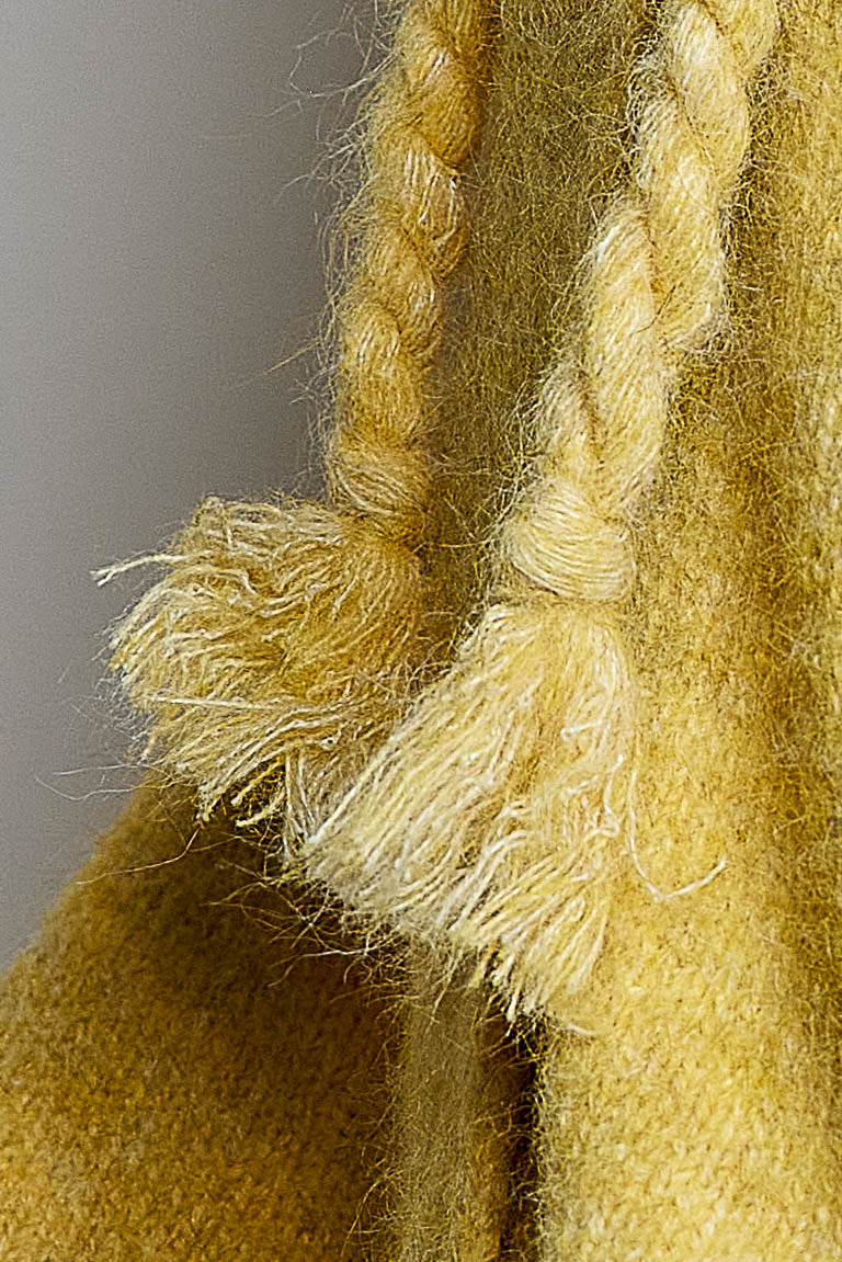 HONEY CARDIGAN SWEATER