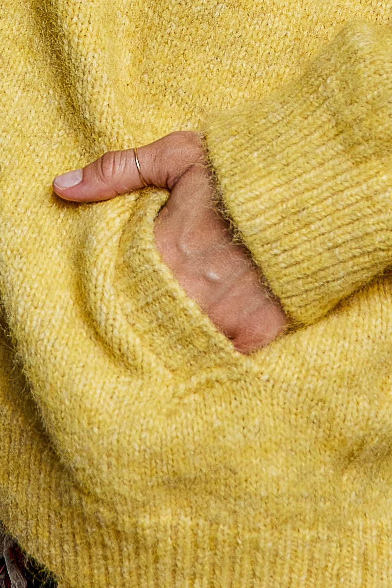 HONEY CARDIGAN SWEATER