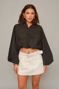 CROPPED ELASTIC-HEM BALLOON SLEEVE BLOUSE-BLACK